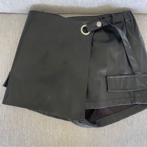 Leather skirt! Pants size small
